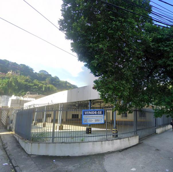 Imóvel Comercial Monousuário com 588m² Construídos