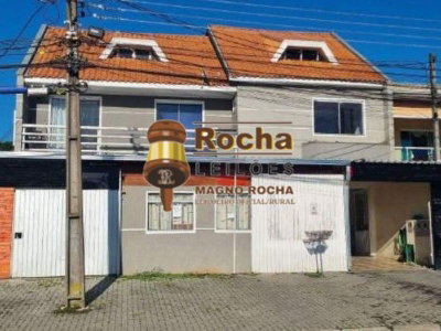 Casa com 2 Edificações em Curitiba - 399m² de Área Total