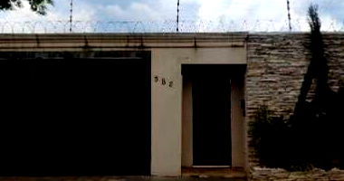 Casa com 2 quartos, 2 banheiros, 95m² área privativa, 2 vagas