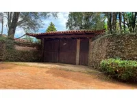 Chácara com Piscina e Salão de Festas em Cotia/SP