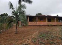 Casa com 3 quartos e 2 banheiros, área construída de 267m²