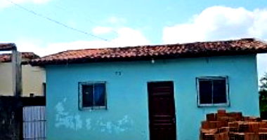 Casa com 1 quarto e 1 banheiro, ocupada, área construída de 61.87m²