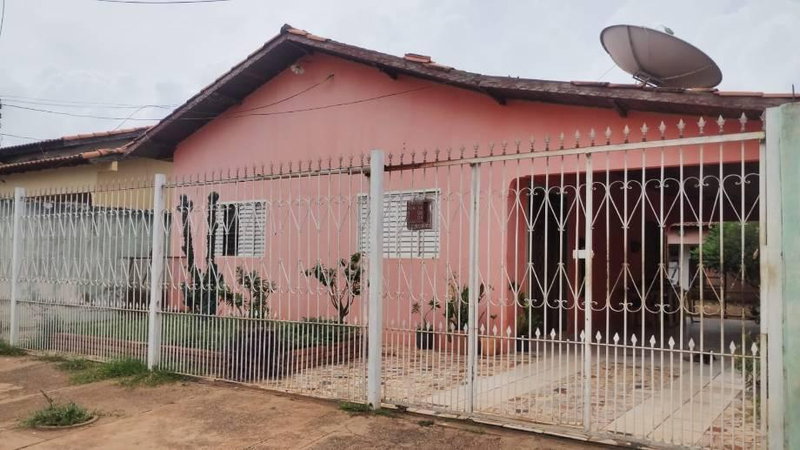 Casa 136m² em terreno 360m², Ocupada - 2 quartos estimado