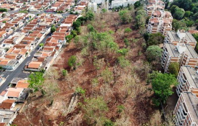 Terreno comercial de 28.527,61m², próximo à Avenida Castelo Branco