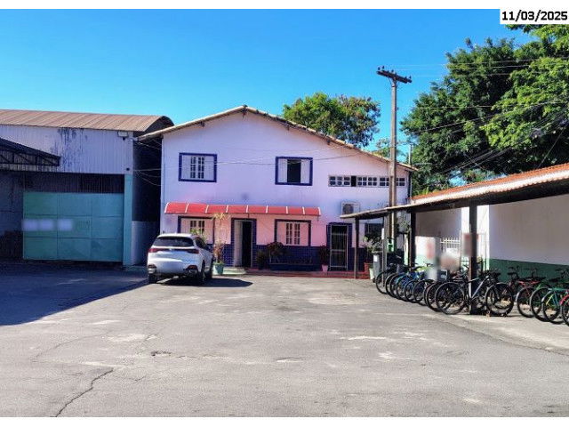 Galpão com 890m² em terreno de 4.980m², Serra/ES