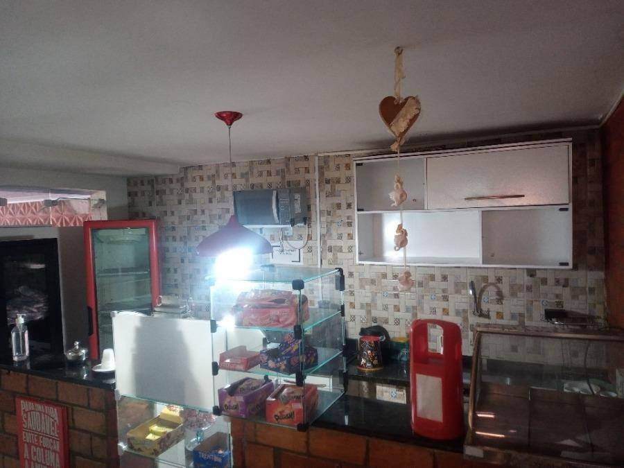 Casa com 3 quartos, 168m² de terreno, ocupada