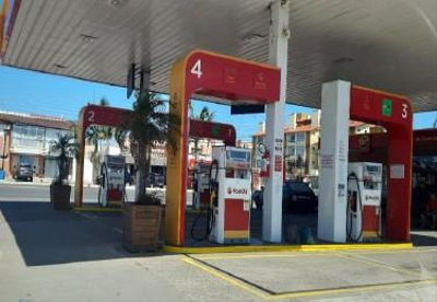 Posto de Combustível Comercial com 264m² Construídos