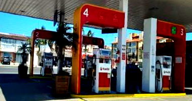 Posto de Combustível Comercial com 264m² Construídos