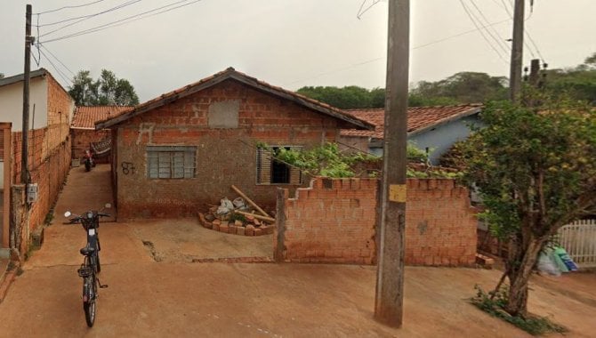 Parte Ideal de Casa em Terreno Semi-Acabado