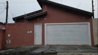 Casa 198 m² com 3 quartos e 4 banheiros em Franca - SP
