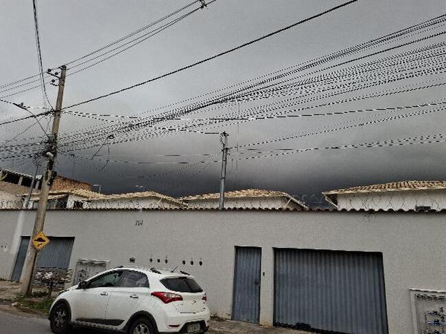 Apartamento com 2 quartos em Santa Luzia (MG)