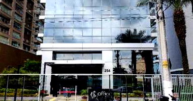 Sala comercial moderna com 42m² em Barueri/SP