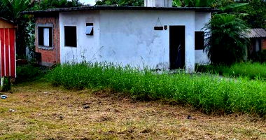 Terreno Urbano com Edificação Parcialmente Concluída
