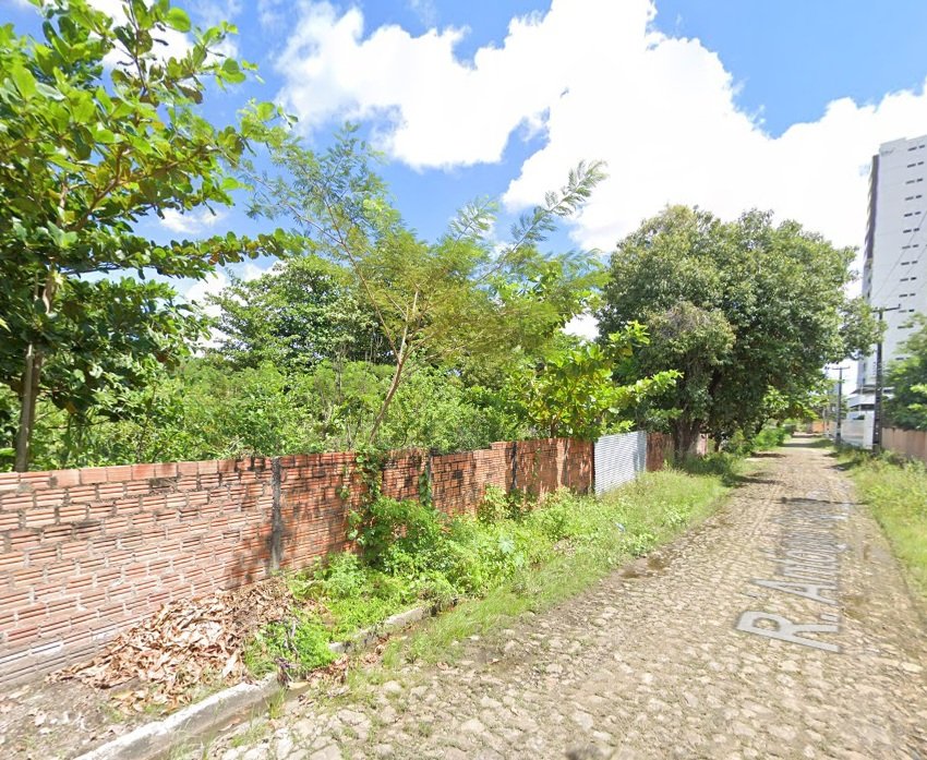 Terreno de 900m² em Noivos, Teresina/PI