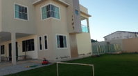 Casa com 5 suítes, piscina e 1.087m² de área total