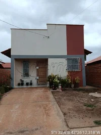 Casa com 2 quartos, 54,4m² e terreno de 199,98m² em Altos/PI