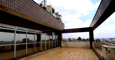 Prédio Comercial na Rua Tenente Garro - Belo Horizonte