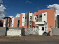Apartamento com 2 quartos e 1 vaga em Araucária/PR