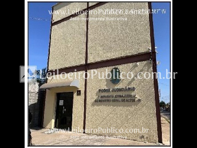 Casa com 2 Quartos e Varanda em Altos - 64,96m²