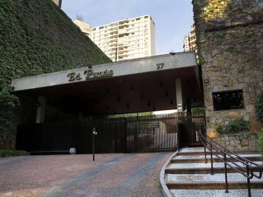 Apartamento Duplex com 439 m², 4 quartos, 4 banheiros e 2 vagas
