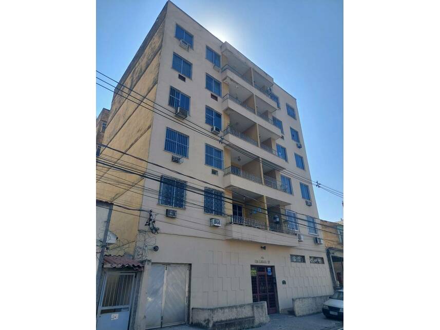 Apartamento em Leilão com 1 Vaga e 93m² Úteis