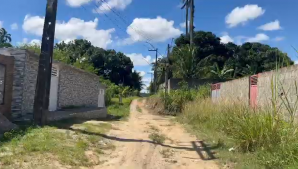Lote de Terra em São Lourenço da Mata com 450m²