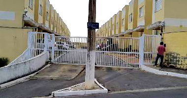 Casa com 2 Quartos e 1 Vaga em Parque Residencial Nova Caçapava