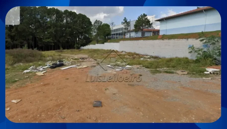 Lote residencial com 560m² de avaliação, ideal para construção