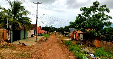 Direitos sobre duas casas com 163m² construídos, terreno 300m²