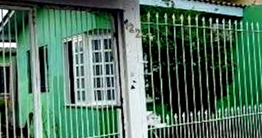 Casa no Rio Branco - Ocupada com 4 Quartos e 3 Banheiros