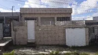 Casa ocupada com 3 quartos e 146 m² construídos