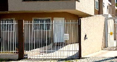 Casa com 3 Quartos e 1 Vaga em Curitiba
