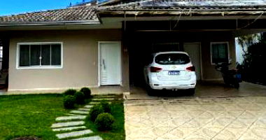 Casa - Cond. Vila Rica I com 1 pavimento e 327m²