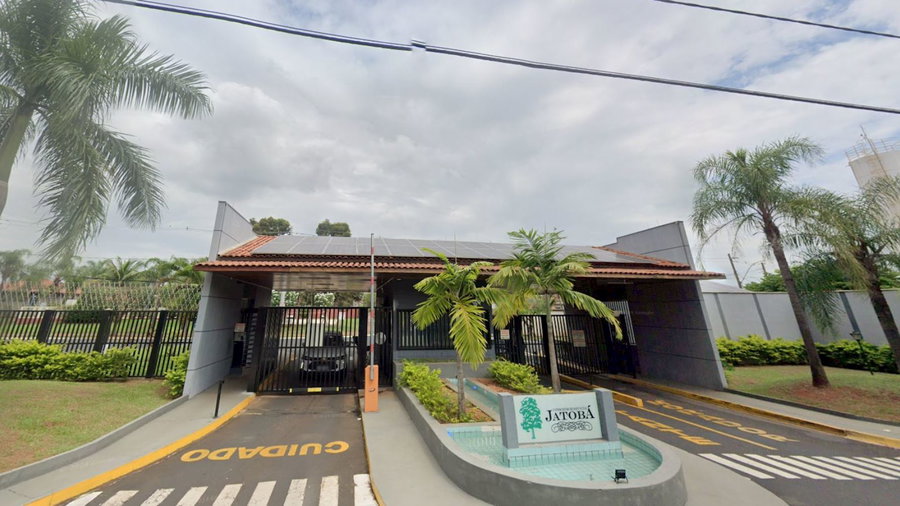 Casa com 72m² em Condomínio Jatobá, Ocupada