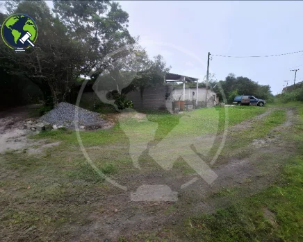 Terreno urbano de 290m² no Jardim Marambá, Itanhaém