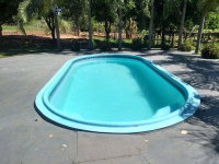 Chácara com casa de 224m², 10 vagas e piscina em Álvares Machado