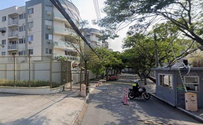 Apartamento com Vaga de Garagem em Jacarepaguá