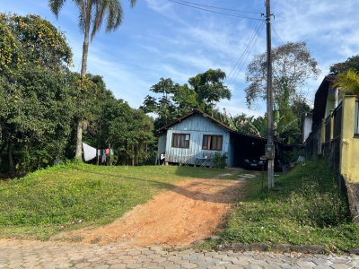 Terreno em Joinville/SC, Boa Vista, 450m², Próximo ao Centro