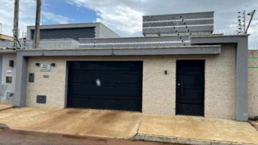 Casa no Loteamento Palmas - 2 Quartos e 1 Suíte