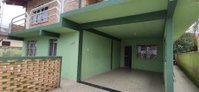 Casa ocupada com 253m² construída em terreno de 284m²