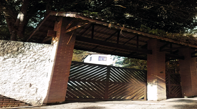 Terreno Urbano com Edificação em Mairipor/SP