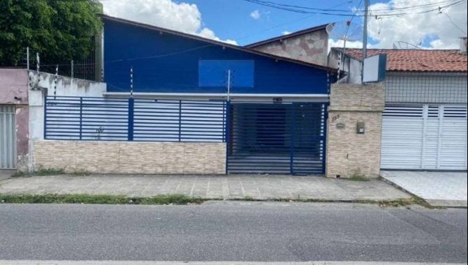 Casa 260 m² - São José - Campina Grande - PB