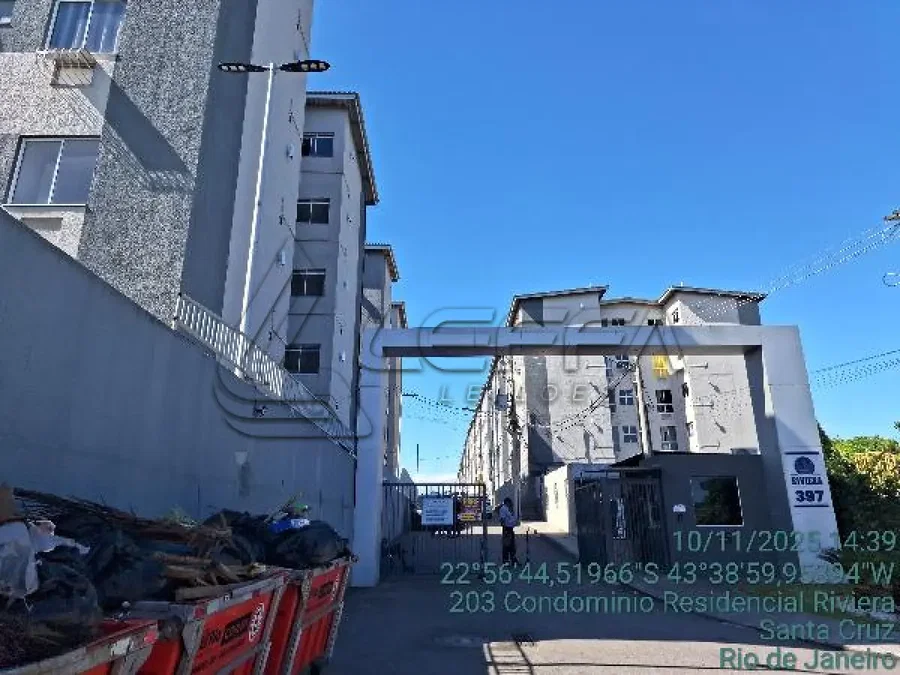 Apartamento com 1 vaga de garagem em Santa Cruz, Rio de Janeiro