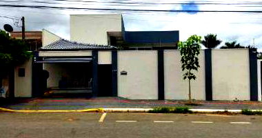 Casa com 444m² de área construída em Sorriso/MT