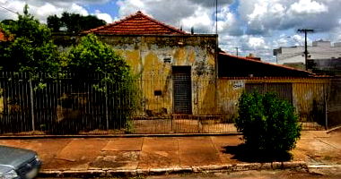 Casa 141 m² com terreno de 259 m² - Ocupada