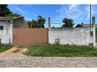 Casa Ocupada com Terreno Amplo em Independência - São Gabriel/RS