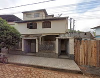 Casa com 3 quartos, 1 banheiro, varanda e área construída de 159m²