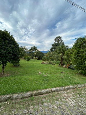 Terreno de 960m² no Condomínio Itamaracá em Antonina/PR