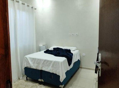 Casa com 296m², 3 banheiros e 1 vaga de garagem
