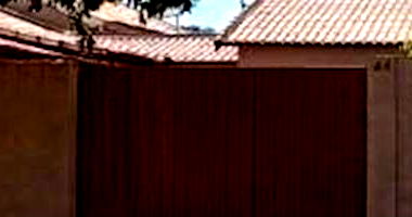 Casa Ocupada com 3 Quartos no Centro de Piacatu/SP